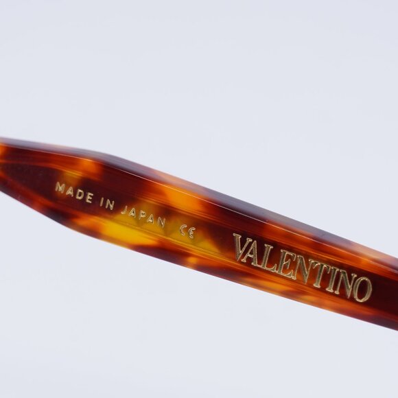 Valentino V-ESSENTIAL-IV VLS-132C Sunglasses Havana Round Frame, Green Lenses - Picture 6 of 11